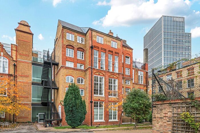 1 Bedroom Flat For Sale In Chequer Street, London, EC1Y
