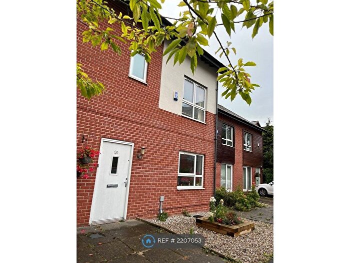 3 Bedroom Semi-Detached House To Rent In Georgia Avenue, Manchester, M20