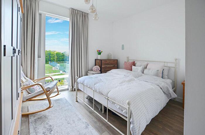 2 Bedroom Apartment To Rent In Hawkey Road, Trumpington, CB2