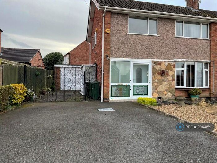 3 Bedroom Semi-Detached House To Rent In Shenley Road, Wigston, LE18
