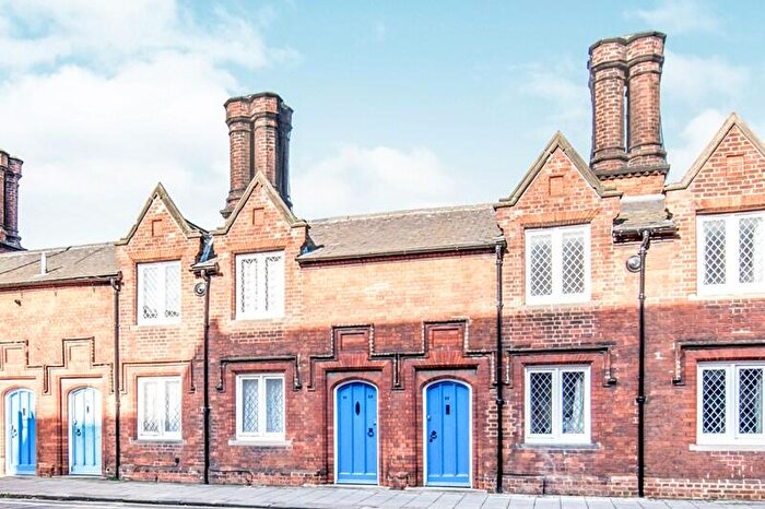 1 Bedroom Flat To Rent In Dame Alice Street, Bedford, MK40