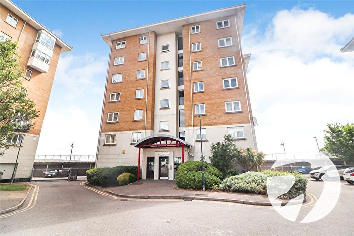 2 Bedroom Flat For Sale In Chichester Wharf, Erith, DA8
