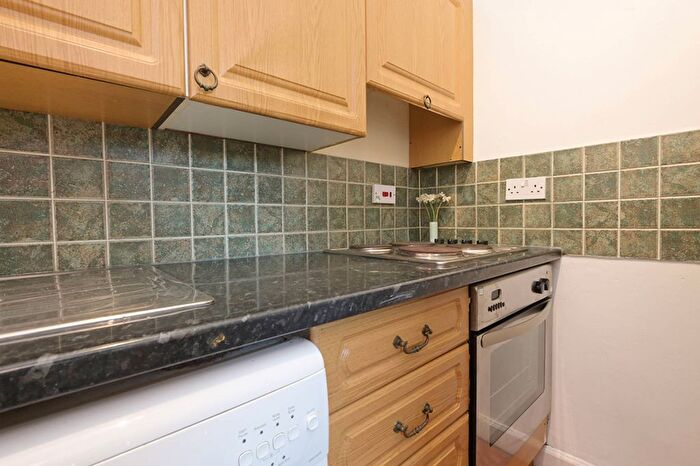 1 Bedroom Flat For Sale In Smithfield Street, Gorgie, Edinburgh, EH11