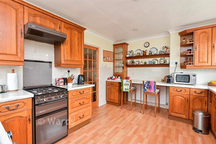 3 Bedroom Detached Bungalow For Sale In David Avenue, Cliftonville, Margate, Kent, CT9