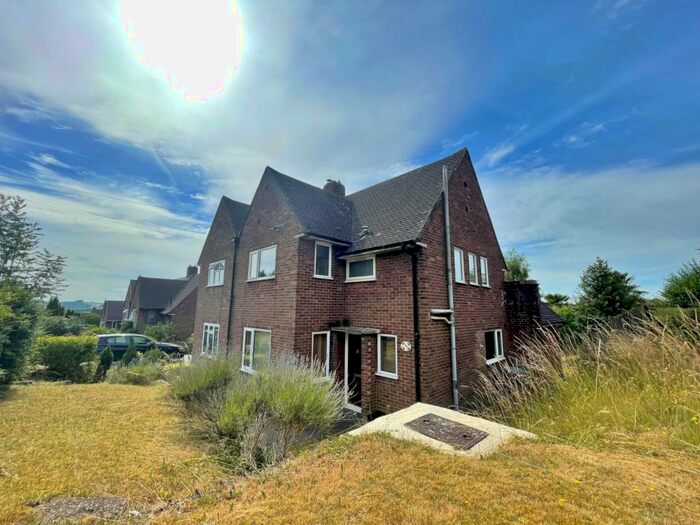 5 Bedroom Semi-Detached House To Rent In Stanmore, SO22