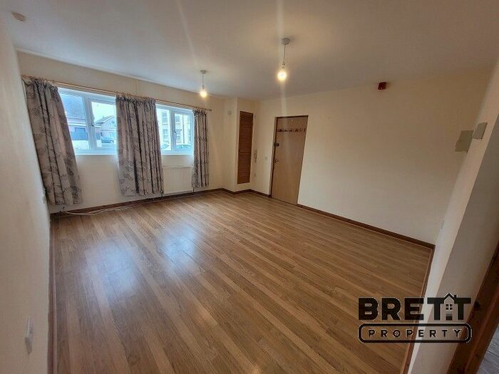 1 Bedroom Flat To Rent In Elizabeth Venmore Court, Yorke Street, Milford Haven, Pembrokeshire., SA73