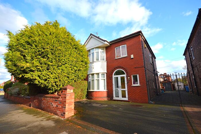 3 Bedroom Semi Detached House For Sale In Egerton Road North, Heaton Moor, SK4