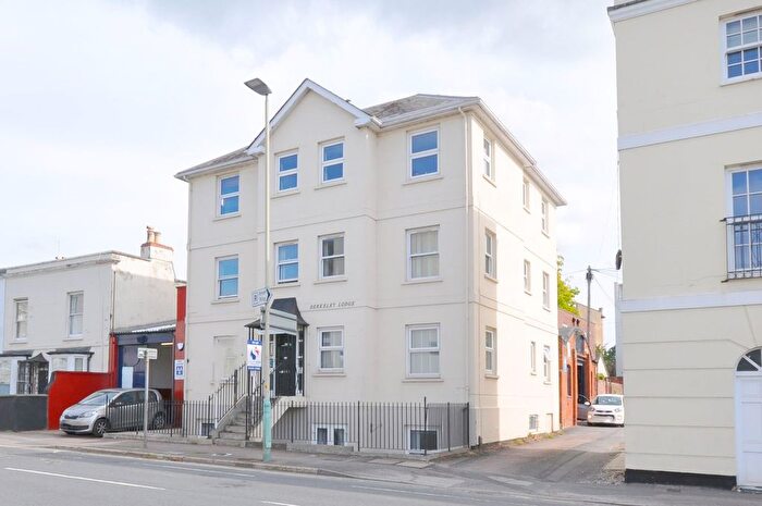 1 Bedroom Flat To Rent In Hewlett Road, Cheltenham, GL52