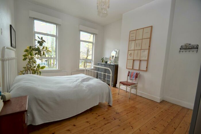 1 Bedroom Flat To Rent In Alkham Road, Stoke Newington, N16
