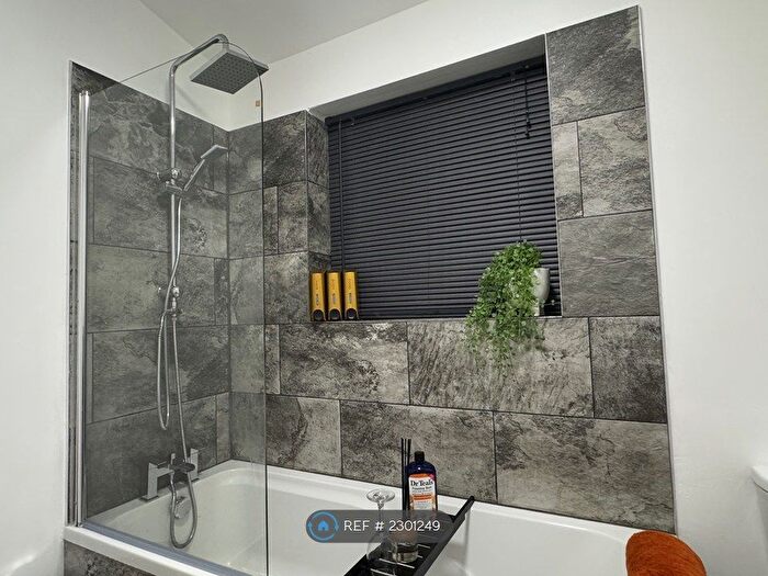 1 Bedroom Flat To Rent In Westminster Road, Liverpool, L4