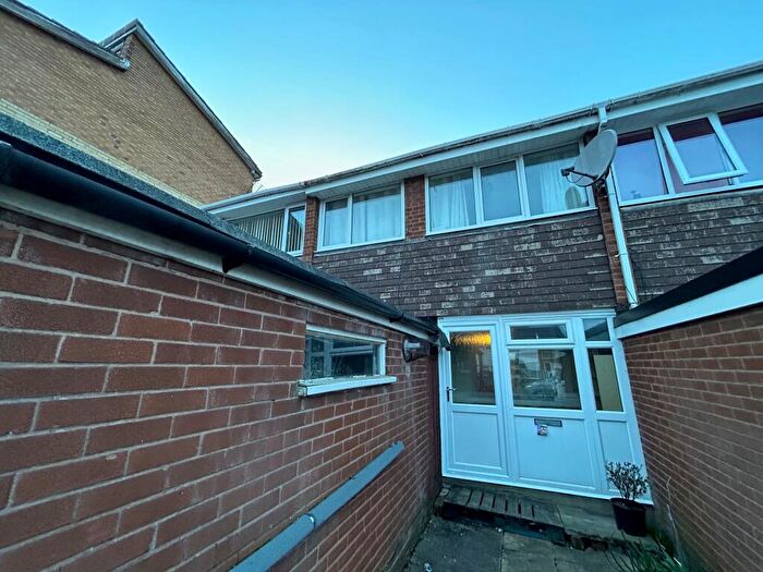 3 Bedroom Terraced House To Rent In Honeywood Drive, Nottingham, NG3