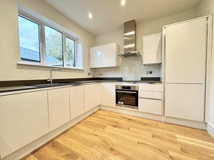 4 Bedroom Detached House For Sale In The Glade, Grimsby, DN34