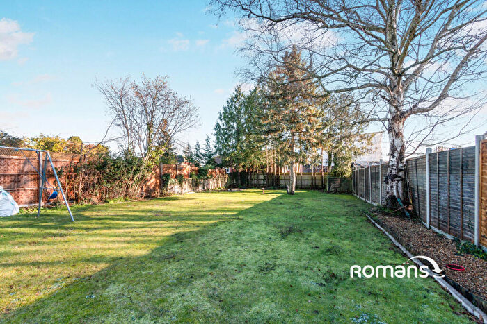 4 Bedroom Bungalow To Rent In Blenheim Road, Old Basing, Basingstoke, RG24