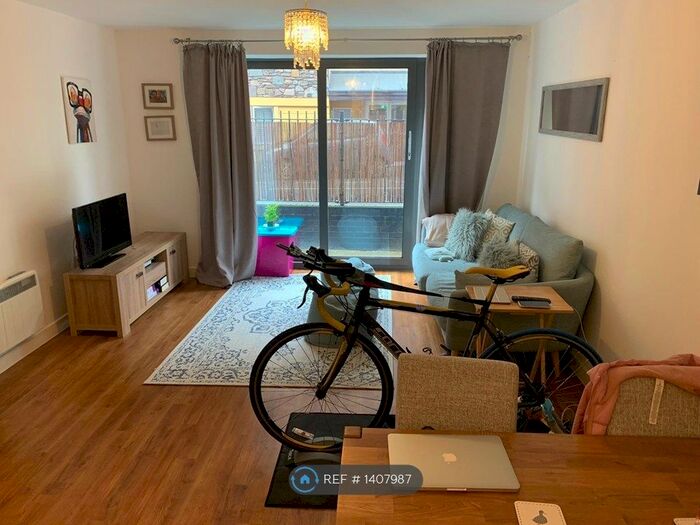 1 Bedroom Flat To Rent In Trinity Apartments, Bristol, BS2
