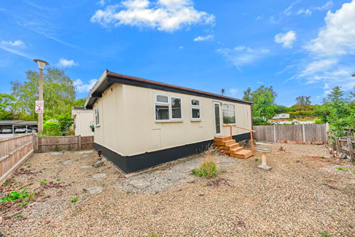 2 Bedroom Mobile Home For Sale In The Elms, Lippitts Hill, High Beach, Essex, IG10
