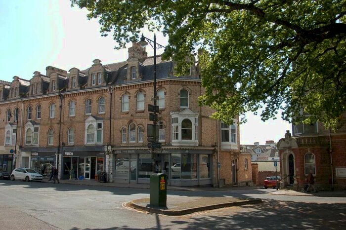 2 Bedroom Flat To Rent In Palace Ave, Paignton, TQ3