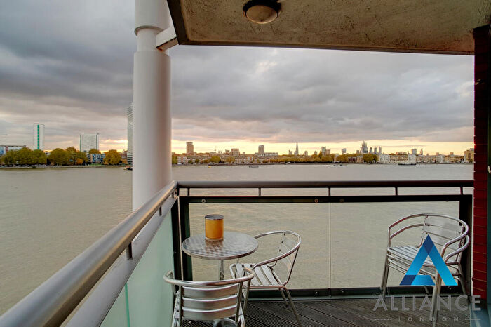 2 Bedroom Flat For Sale In Orion Point, Crew Street, Isle Of Dogs, London, E14