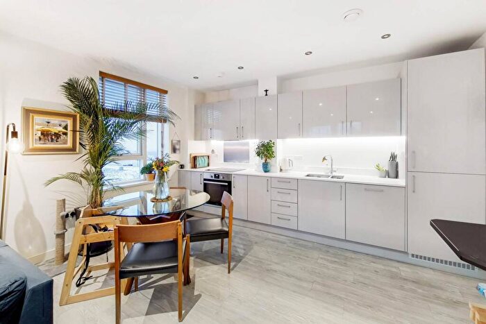 2 Bedroom Flat To Rent In Echo Court, Northolt Road, South Harrow, Harrow, HA2