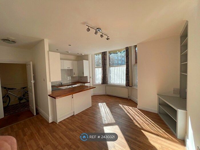 1 Bedroom Flat To Rent In London Road, Luton, LU1