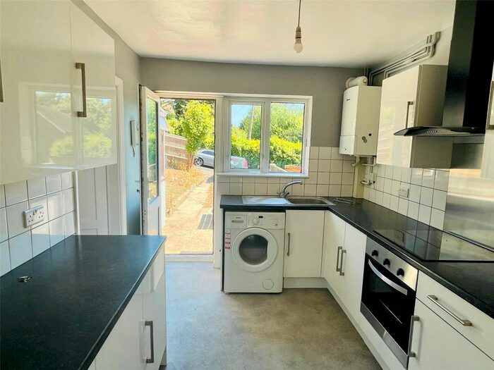 2 Bedroom End Of Terrace House To Rent In Davey Drive, Brighton, East Sussex, BN1