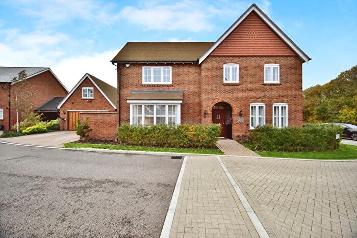 4 Bedroom Detached House For Sale In Williams Road, Allington, Maidstone, ME16