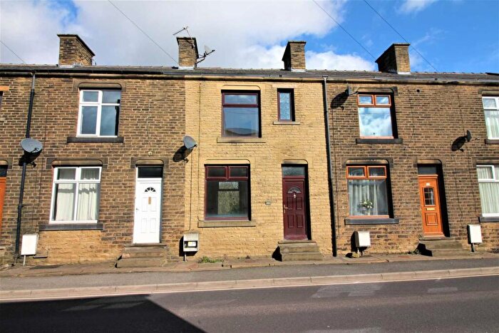 2 Bedroom Terraced House To Rent In Commercial Road, Skelmanthorpe, HD8