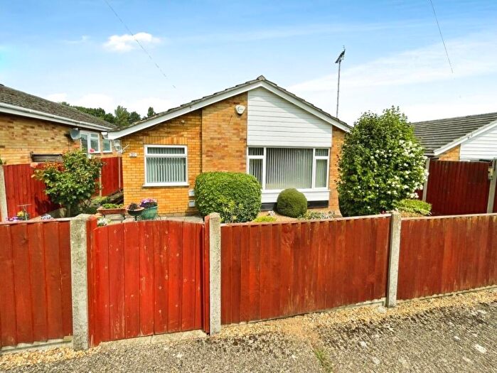 3 Bedroom Detached Bungalow For Sale In Woodlands Rise, Brandon, IP27