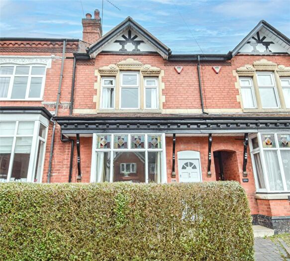 3 Bedroom Terraced House To Rent In Beaumont Road, Birmingham, West Midlands, B30