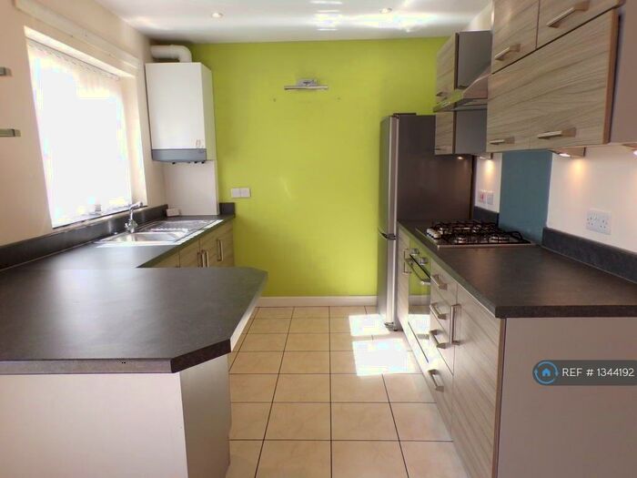 2 Bedroom Flat To Rent In Hapton, Hapton, Burnley, BB11