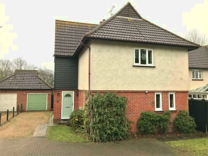 4 Bedroom Detached House To Rent In Barnfield, Feering, Essex, CO5