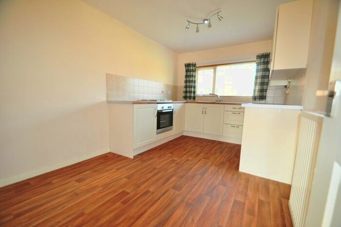 2 Bedroom Flat To Rent In Souldern Way, Meir Hay, Stoke-On-Trent, ST3