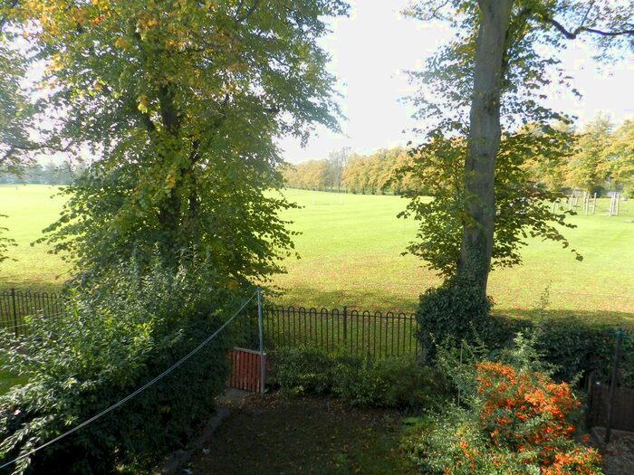 2 Bedroom End Of Terrace House To Rent In Wallbeck Close, Northampton, NN2