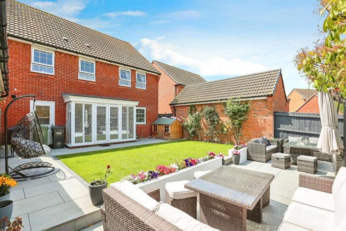 4 Bedroom Detached House For Sale In Mahaddie Way, Warboys, Huntingdon, PE28