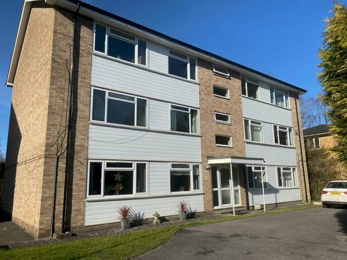 2 Bedroom Flat To Rent In Tupwood Lane - &#;Pcm, CR3