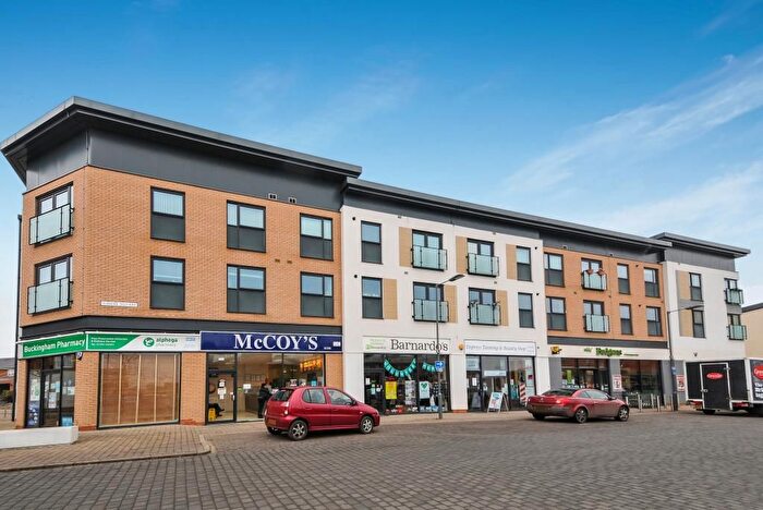 2 Bedroom Flat To Rent In Buckingham Park, Aylesbury, HP19