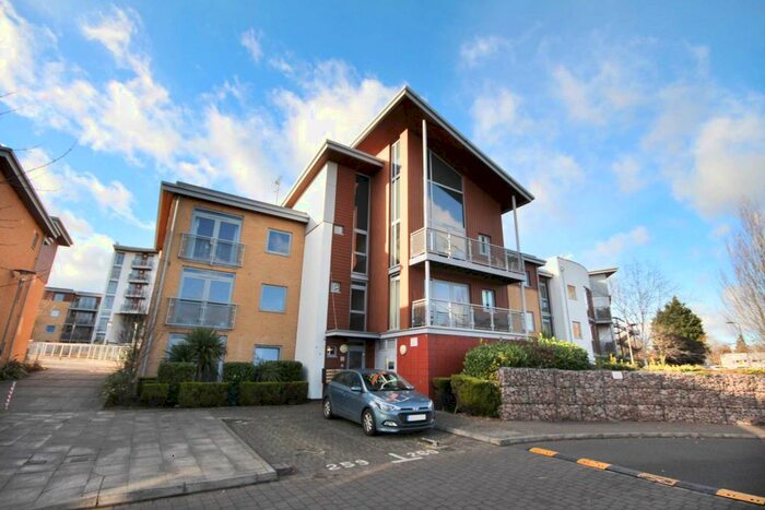 1 Bedroom Flat To Rent In Kelvin Gate, Bracknell, RG12