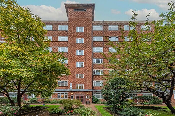 2 Bedroom Flat To Rent In Edith Villas, West Kensington, W14