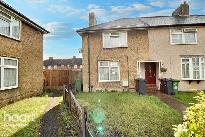 2 Bedroom End Of Terrace House For Sale In Babington Road, Dagenham, RM8