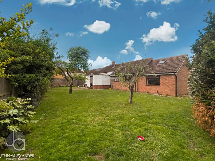 4 Bedroom Detached Bungalow For Sale In Oak Road, Tiptree, CO5