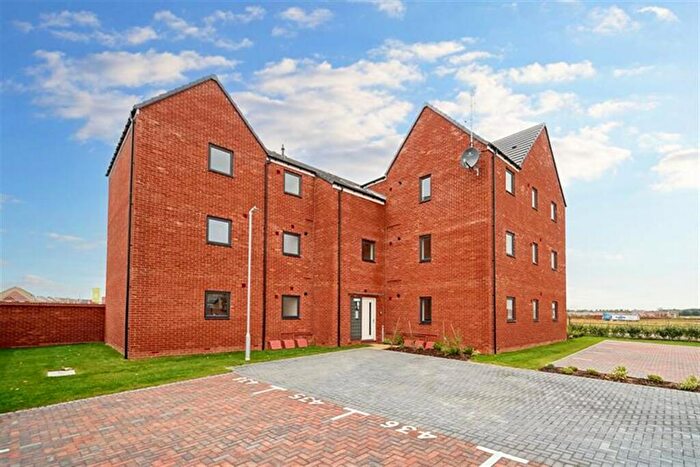 2 Bedroom Flat To Rent In Bedroom Property In Four Acre Drive, Houghton Conquest, MK45