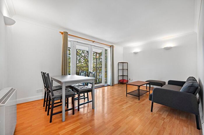 2 Bedroom Flat To Rent In Rope Street, Surrey Quays, SE16