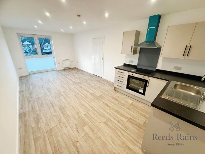 1 Bedroom Apartment To Rent In Gloucester Grange, Newcastle, Staffordshire, ST5