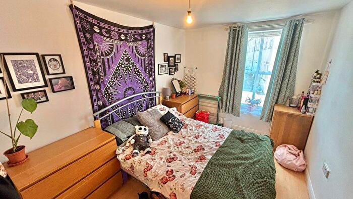 1 Bedroom Flat To Rent In Kingston Court, Taunton, TA2
