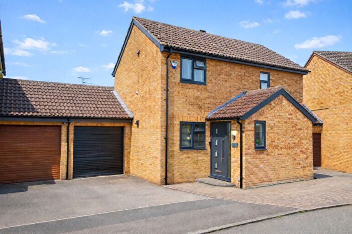 3 Bedroom Detached House For Sale In Bardsey Close, Royal Wootton Bassett, SN4