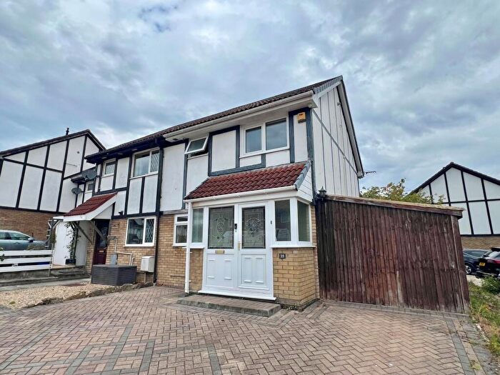 3 Bedroom Terraced House For Sale In Garden Court, Brackla, CF31