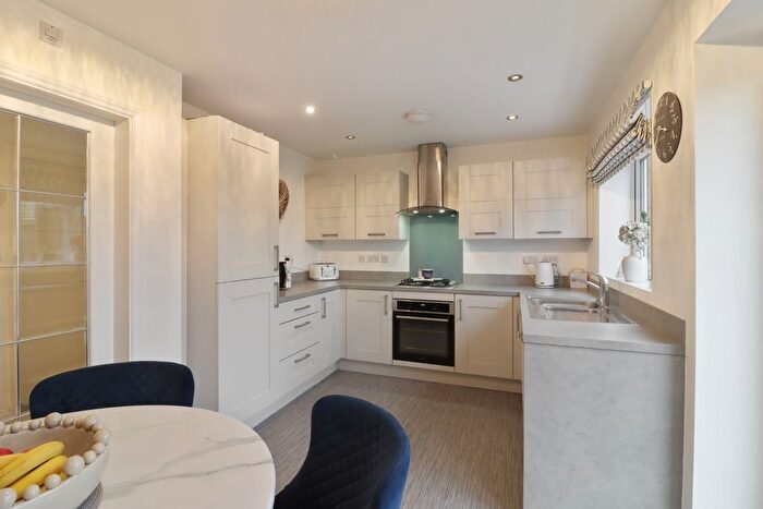 3 Bedroom Detached House For Sale In Cutlers Walk, Wickersley, Rotherham, S66