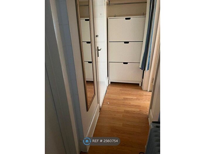 1 Bedroom Flat To Rent In High Street Harlesden, London, NW10