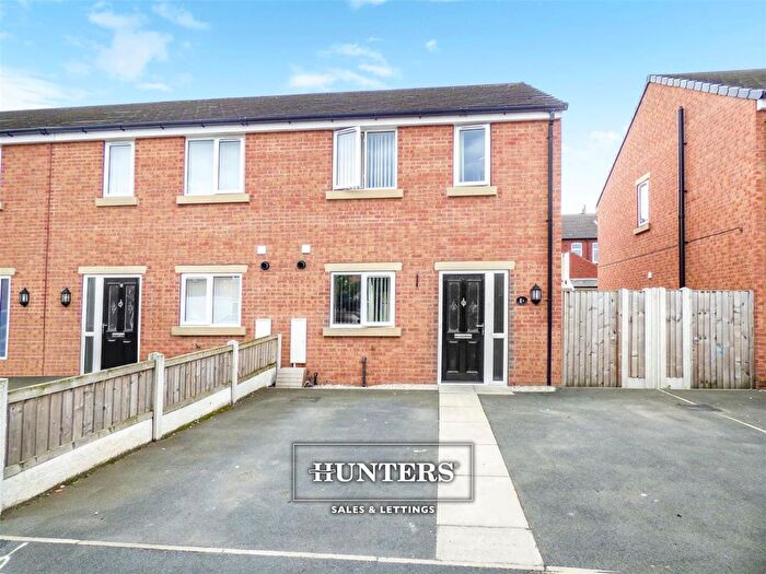 3 Bedroom Semi-Detached House To Rent In Coronation Street, Normanton, WF6