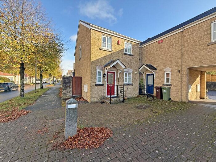 2 Bedroom House For Sale In Aberdeen Avenue, Manadon Park, Plymouth, PL5