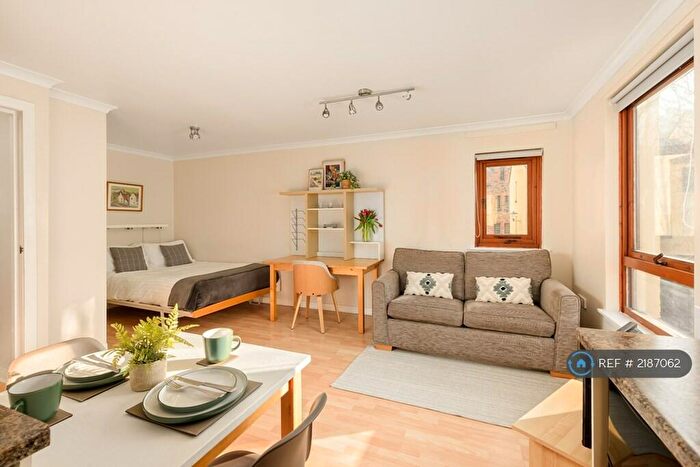 Studio To Rent In Damside, Edinburgh, EH4